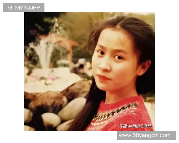 黄丽专访:从青涩少女到足球明星的成长之路与心路历程回顾 黄丽专访:从青涩少女到足球明星的成长之路与心路历程回顾