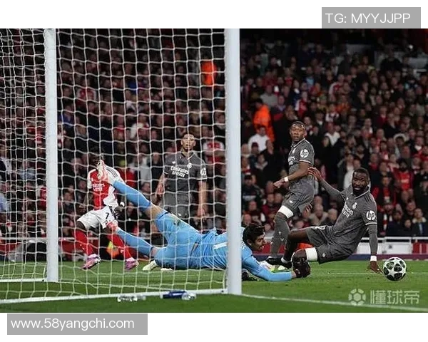 库尔图瓦：守护球门的铁血战士与足球场上的传奇之路