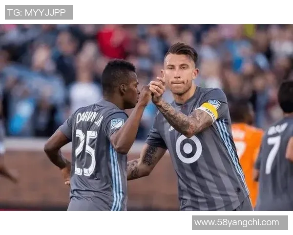 急流与温哥华白帽2018赛季对决分析及精彩瞬间回顾