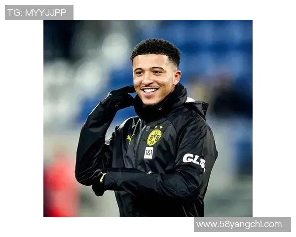 桑乔的崛起与挑战：从天才少年到足球场上的闪耀明星之路