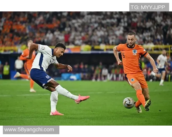 哈维西蒙斯的崛起与挑战：年轻天才如何在足球世界中书写传奇